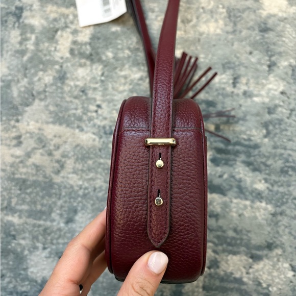 NWT! Kate Spade Kourtney Camera Bag Crossbody in Cherrywood - Picture 7 of 13